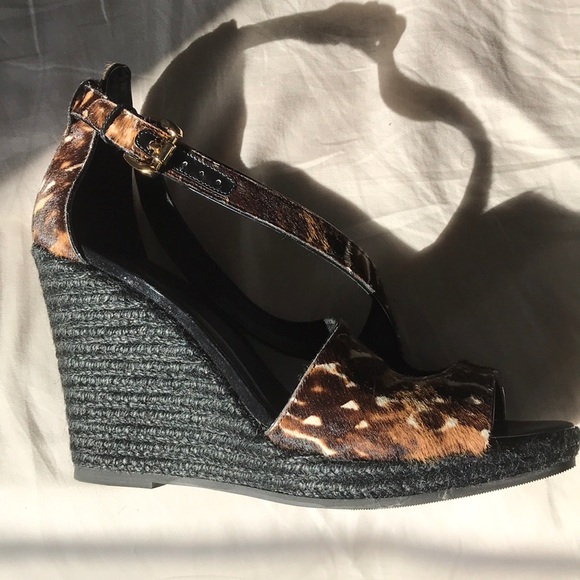 Burberry Abbey Calf Hair Wedge - Picture 2 of 4